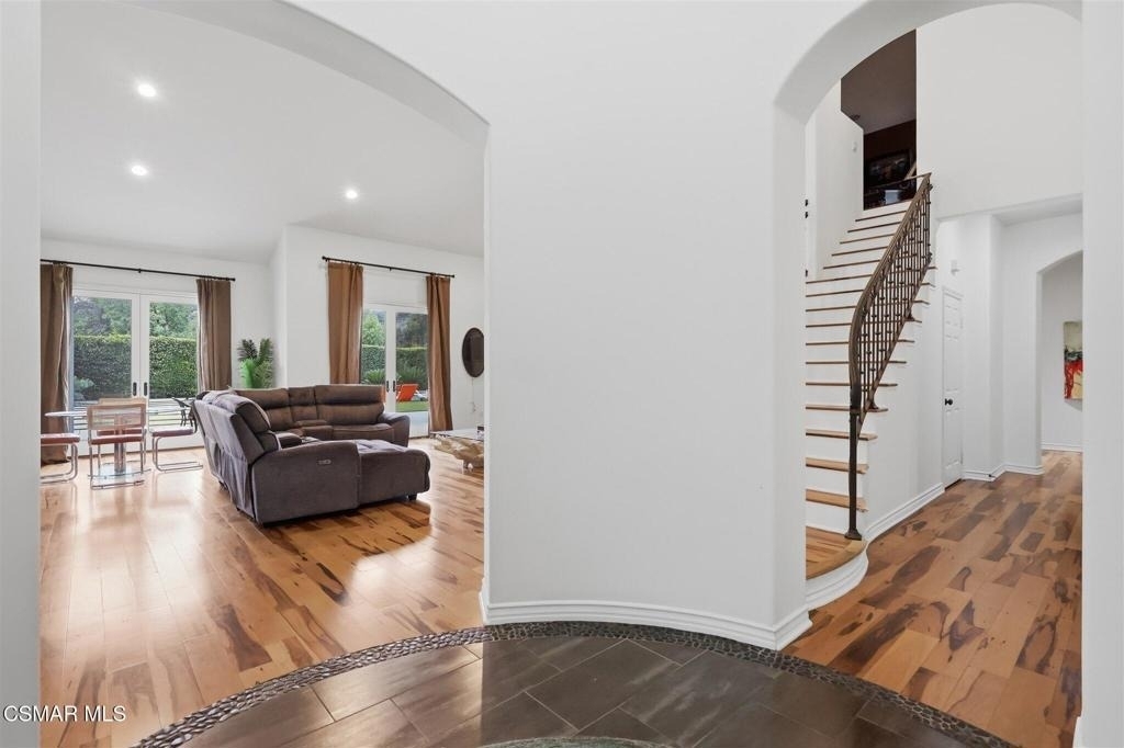 9651 Sagebrush Avenue - Photo 12