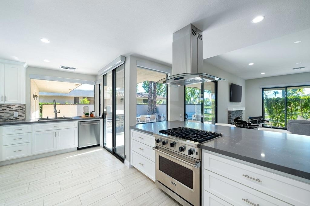 49 Columbia Drive - Photo 10