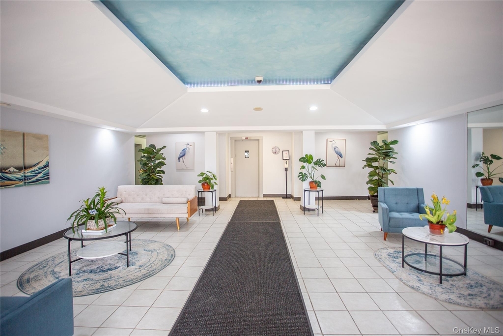 855 E Broadway - Photo 3