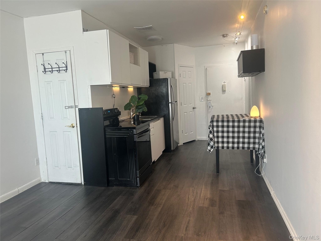 855 E Broadway - Photo 12