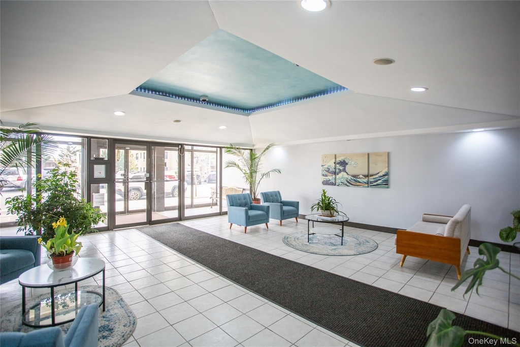 855 E Broadway - Photo 4