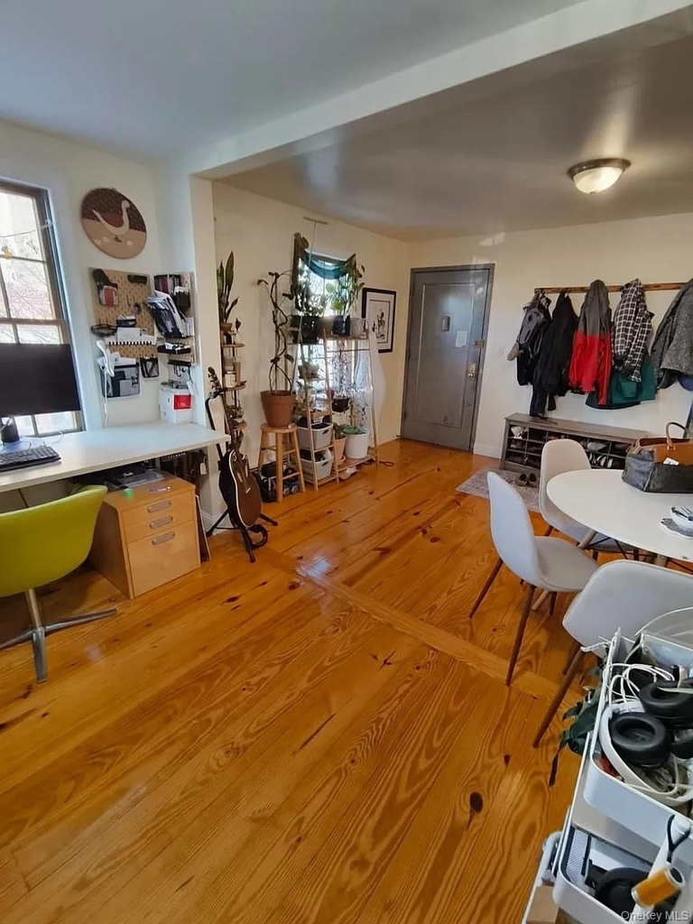 1009 Brown Street - Photo 1