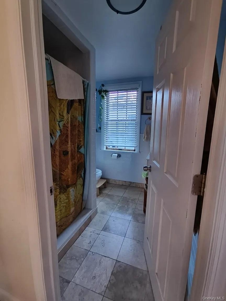 1009 Brown Street - Photo 9