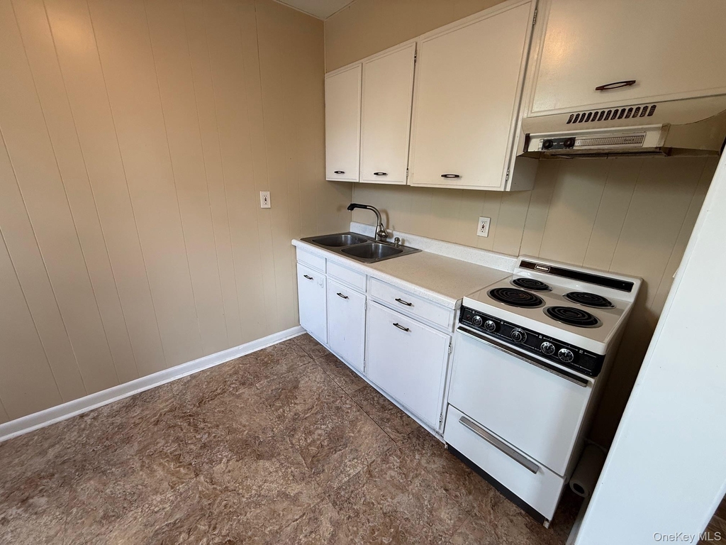 247 Hudson Street - Photo 6