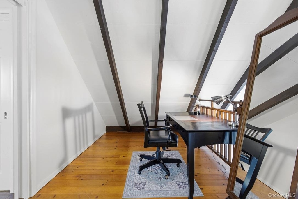 3 Foster Avenue - Photo 16