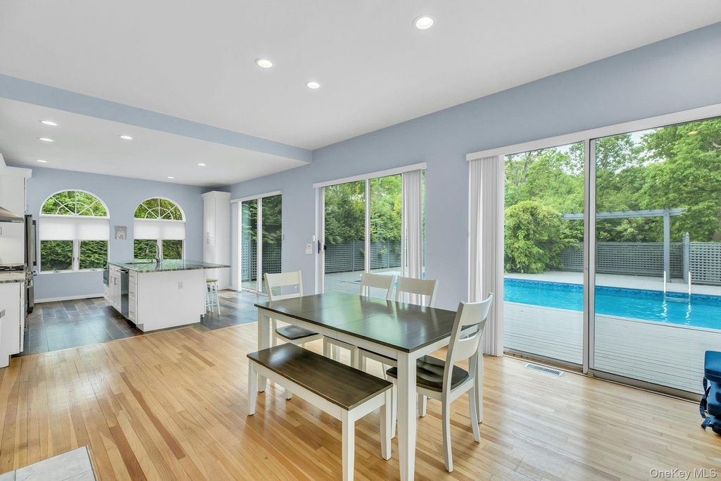 35 Bay Avenue W - Photo 8