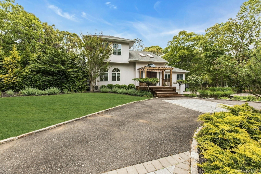 35 Bay Avenue W - Photo 3