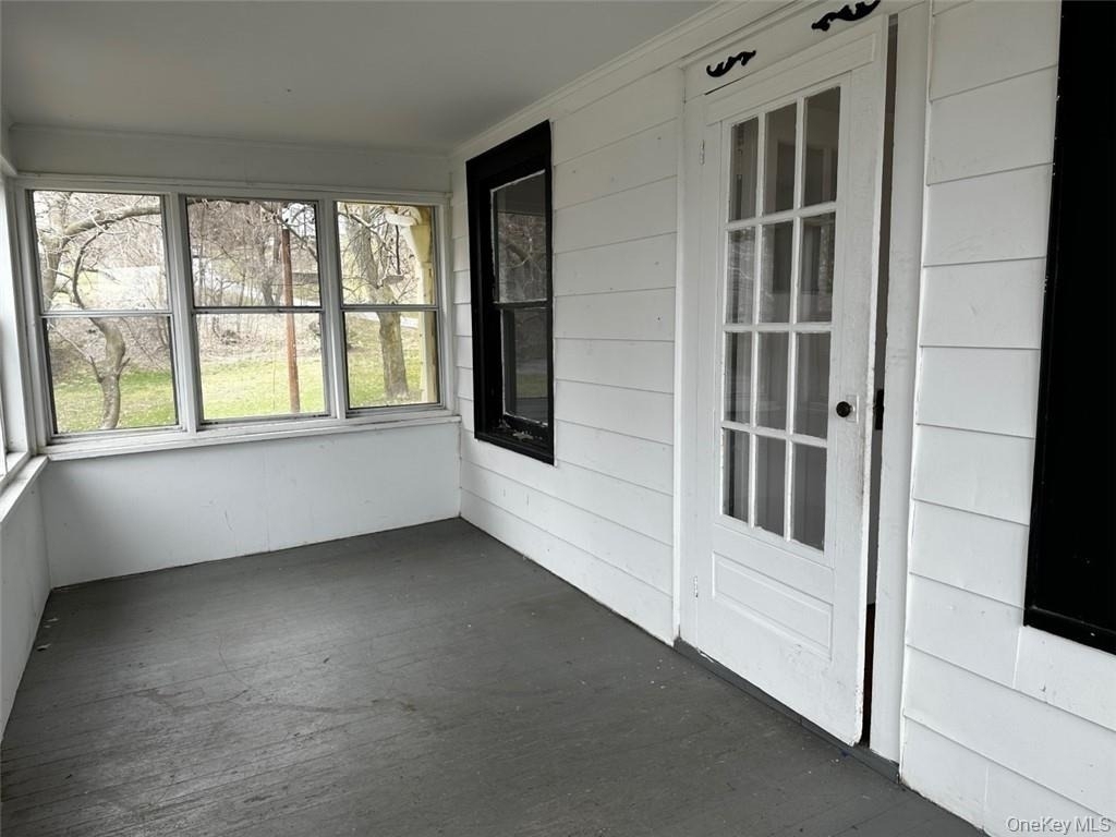 27 Howard Road - Photo 6