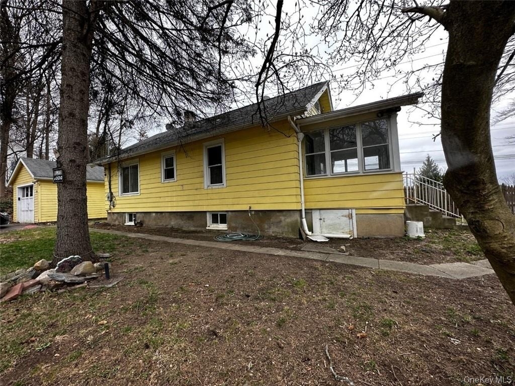 27 Howard Road - Photo 0