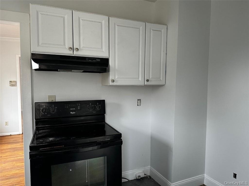 27 Howard Road - Photo 1