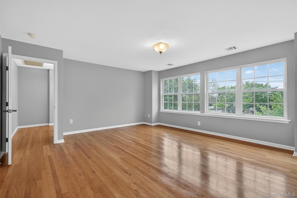 16 W Railroad Avenue - Photo 22