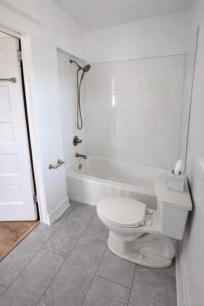 1009 Hudson Avenue - Photo 11