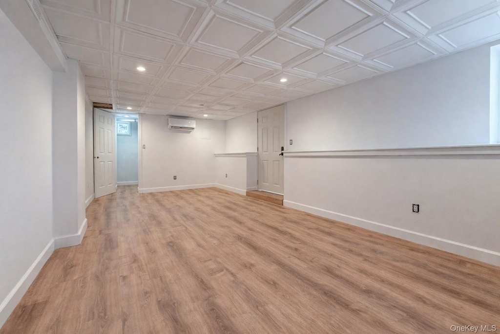 1009 Hudson Avenue - Photo 16