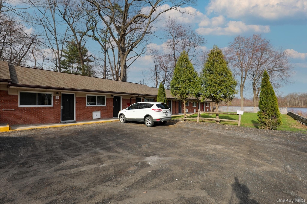 669 Broadway 9w - Photo 0