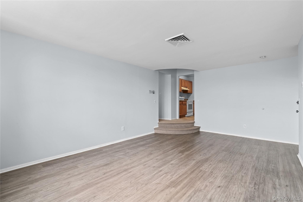 60 Kensico Road - Photo 3