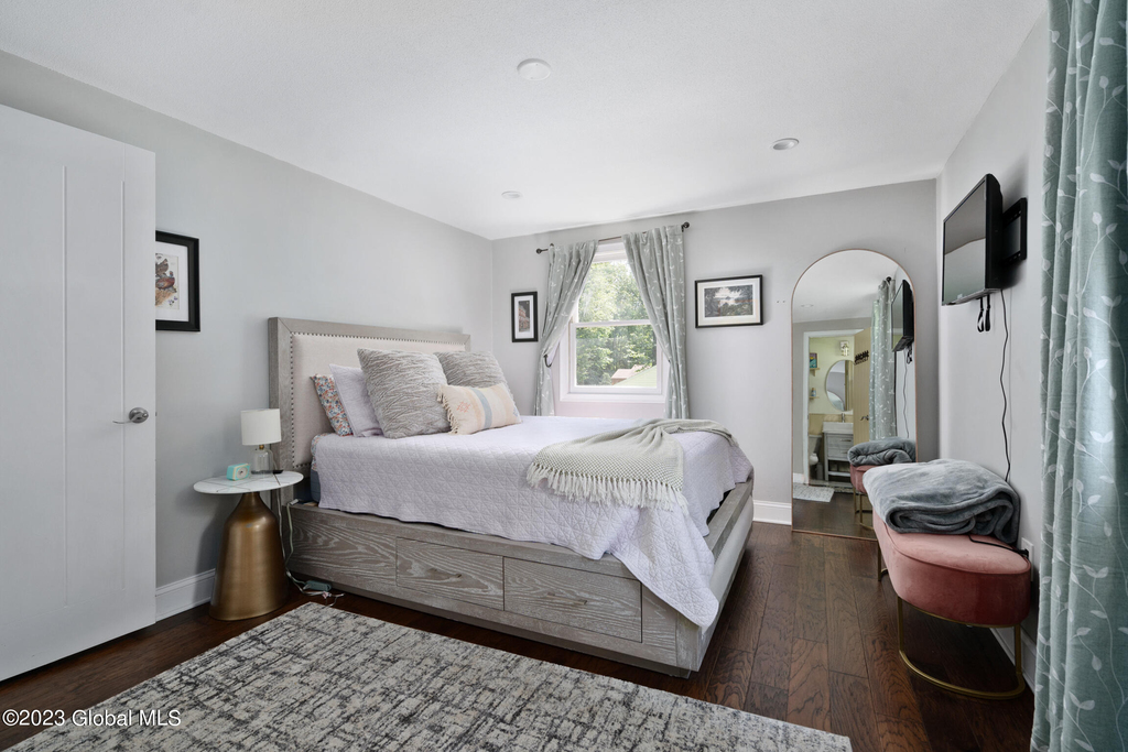 1 Laurie Lane - Photo 11