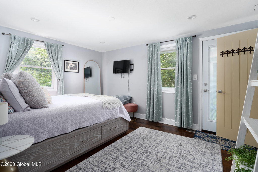 1 Laurie Lane - Photo 9
