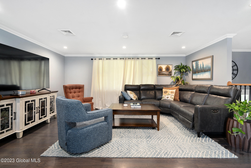 1 Laurie Lane - Photo 1