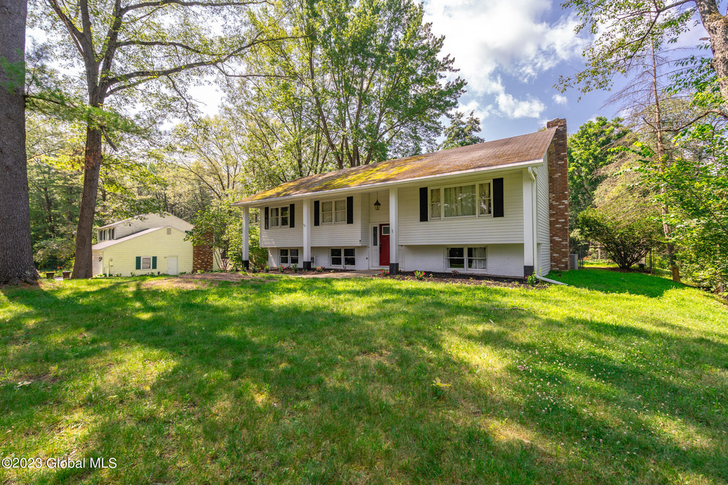 1 Laurie Lane - Photo 26