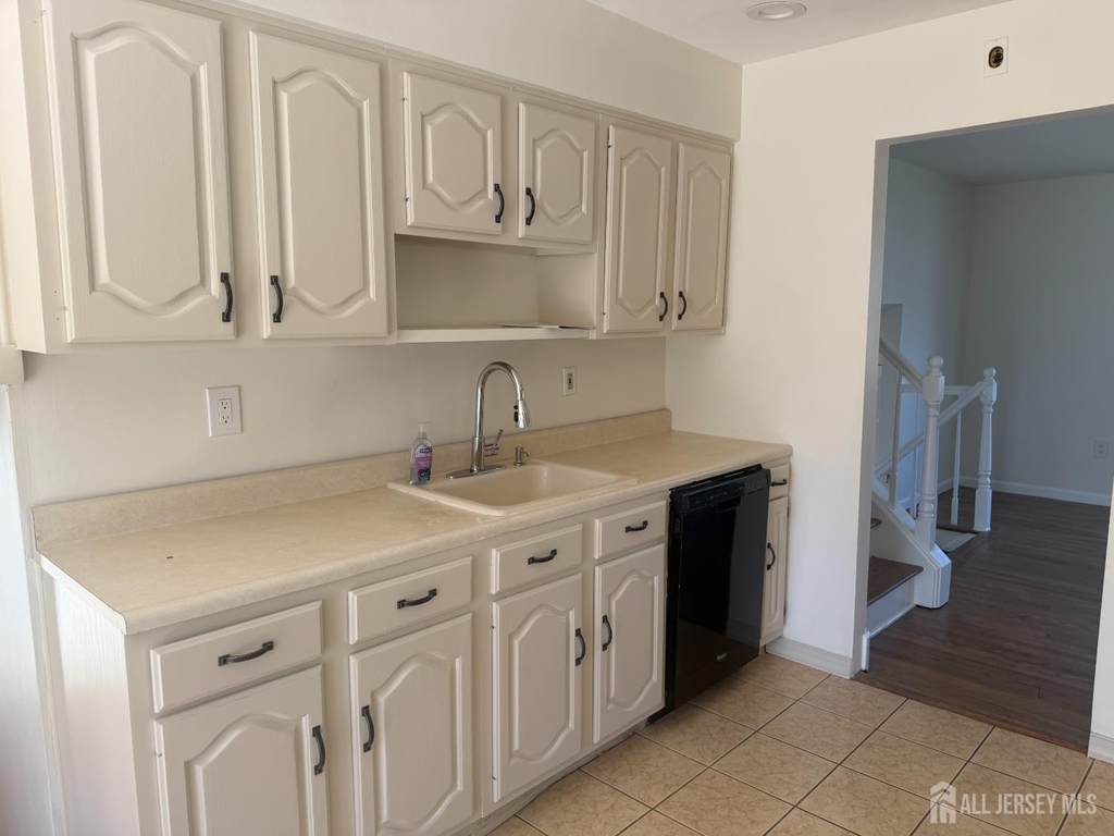 13 Oak Wood Drive - Photo 6