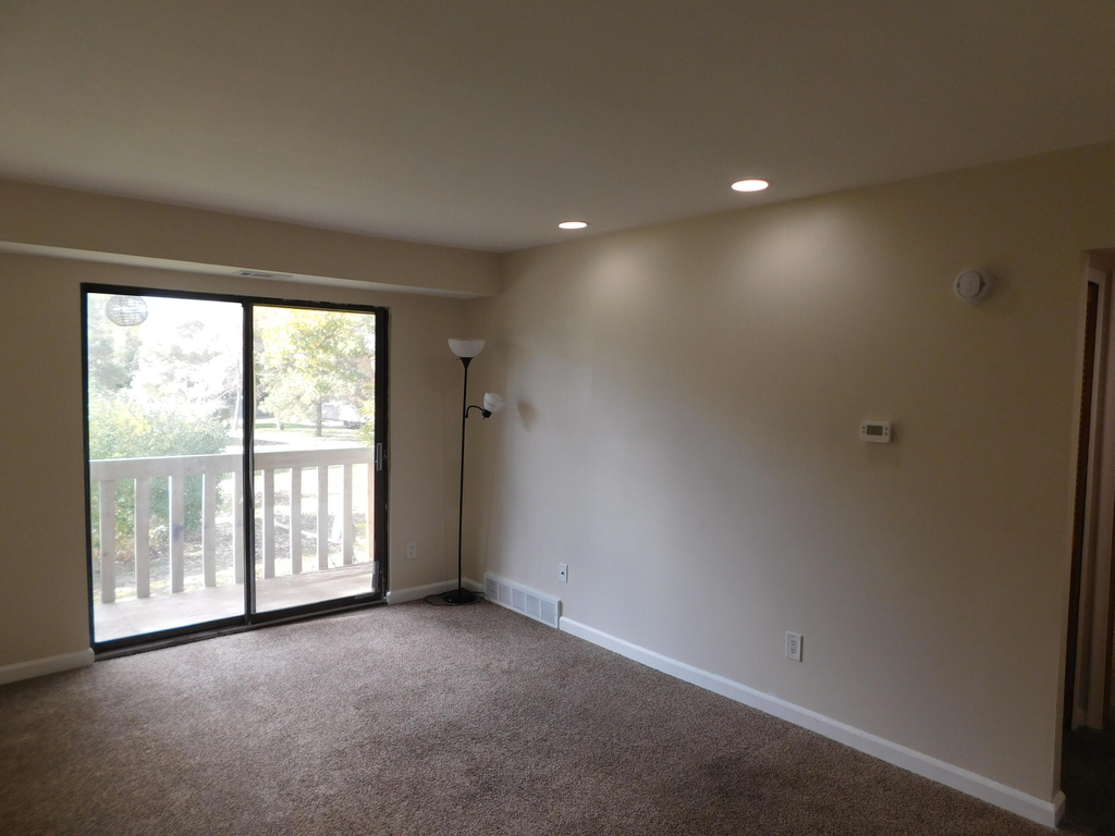 32005 W 12 Mile Road - Photo 9