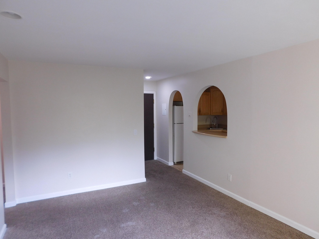 32005 W 12 Mile Road - Photo 3