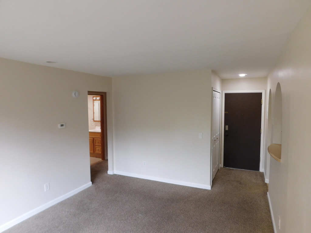 32005 W 12 Mile Road - Photo 10