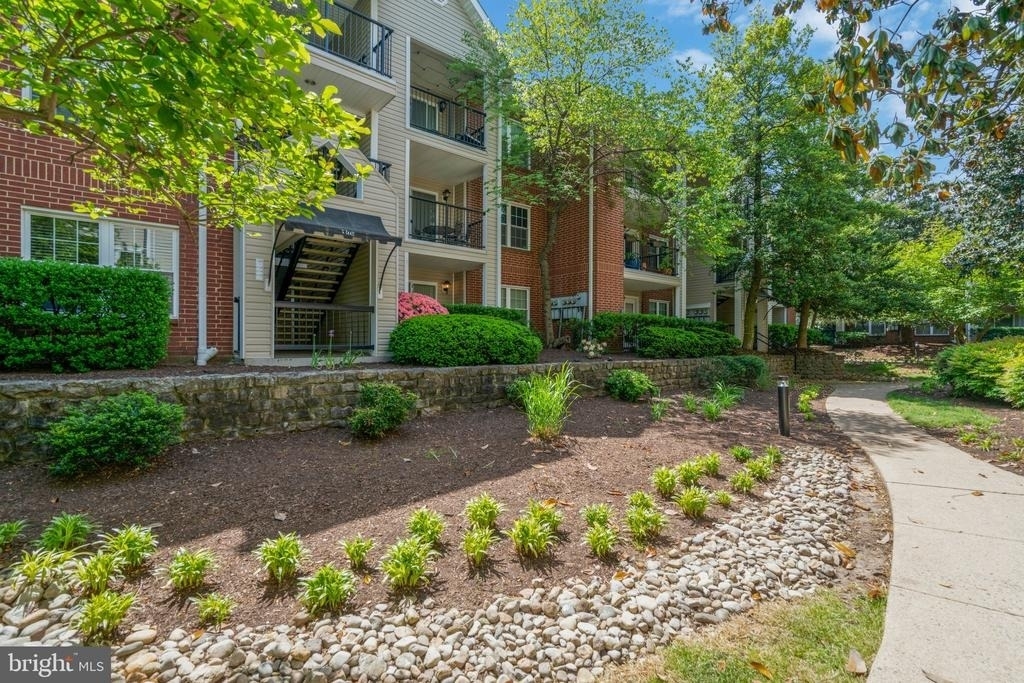 3308 Wyndham Circle - Photo 21