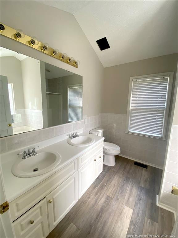 5715 Walkabout Road - Photo 9