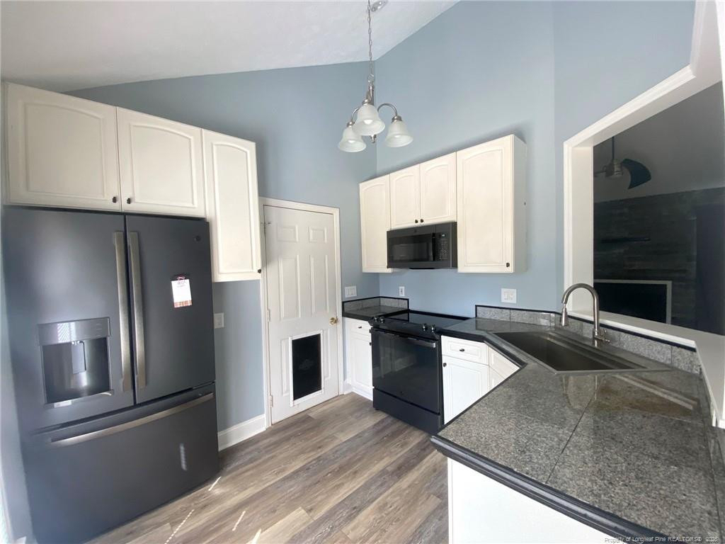 5715 Walkabout Road - Photo 3