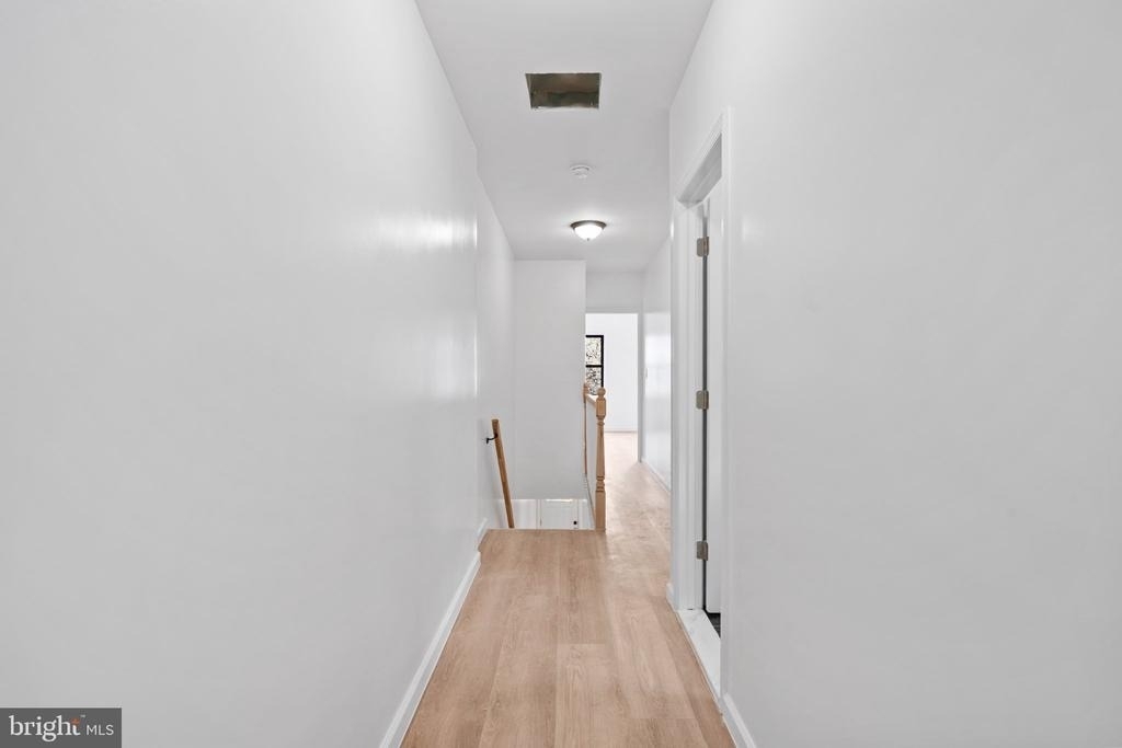 2055 Dickinson Street - Photo 18