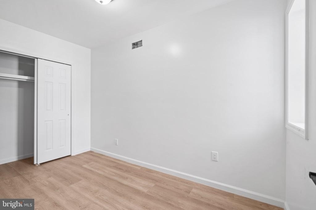 2055 Dickinson Street - Photo 13