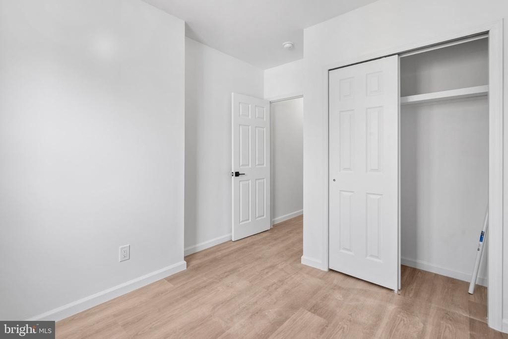 2055 Dickinson Street - Photo 10