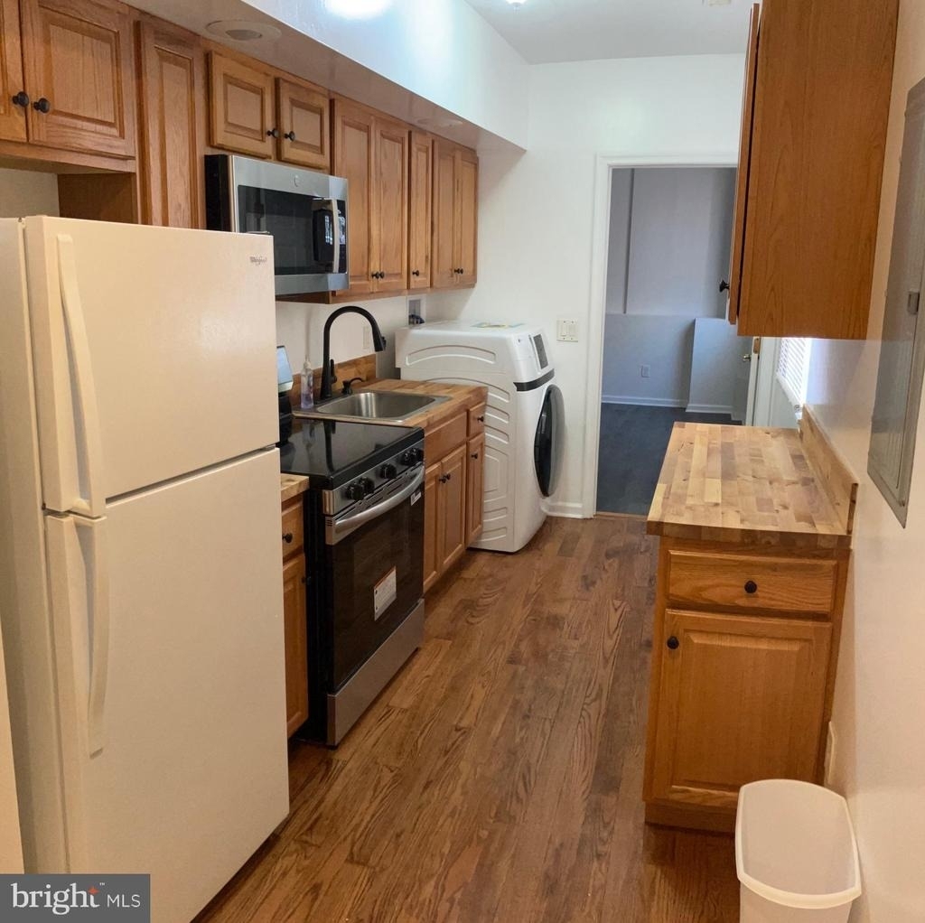1109 S 23rd Street - Photo 4