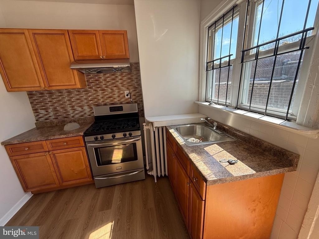 5052 Wayne Avenue - Photo 13