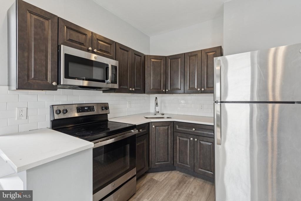 21 E Price Street - Photo 8