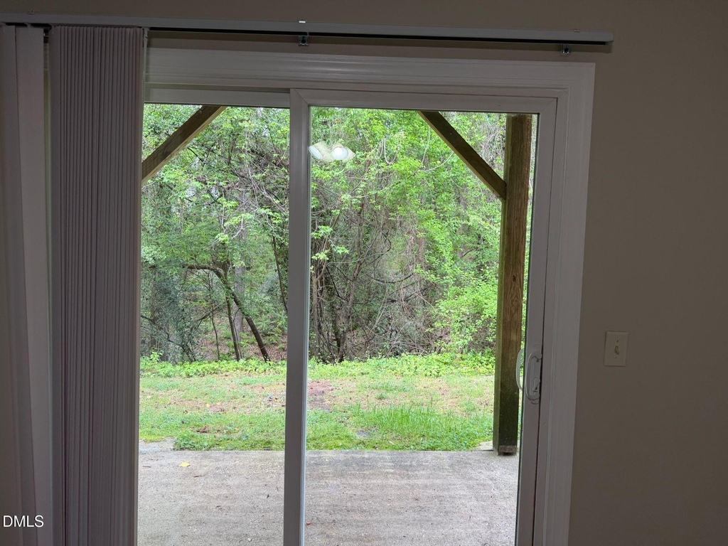 205 E Ransom Street - Photo 6