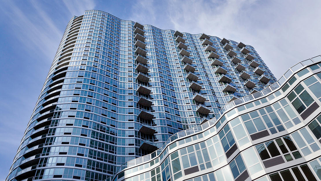 4545 Center Boulevard, Unit 502 - Photo 2