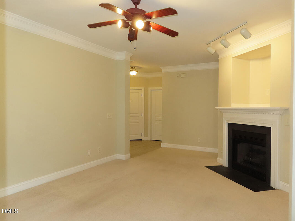 922 Providence Glen Drive - Photo 3
