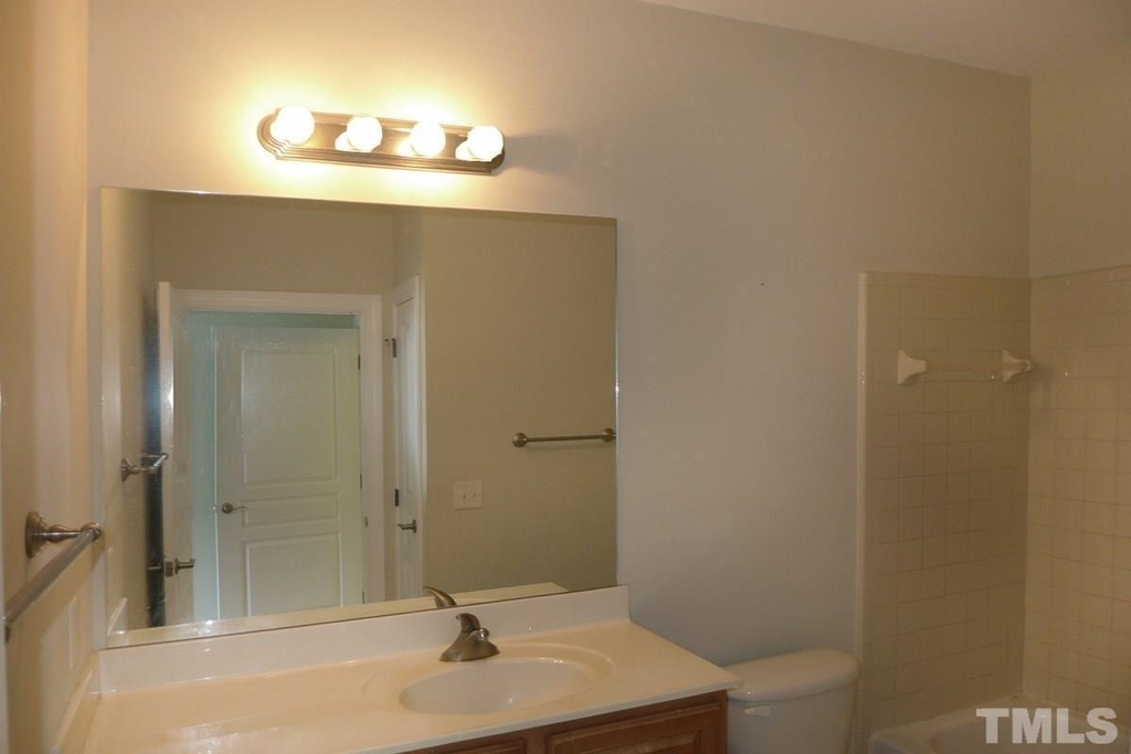 922 Providence Glen Drive - Photo 11