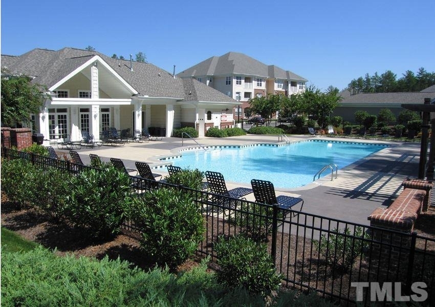 922 Providence Glen Drive - Photo 14