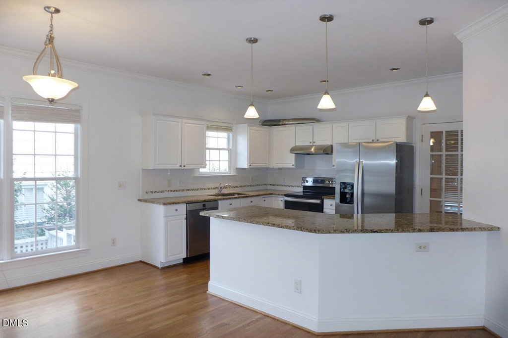111 Tharrington Drive - Photo 9