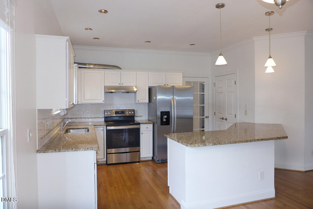 111 Tharrington Drive - Photo 7