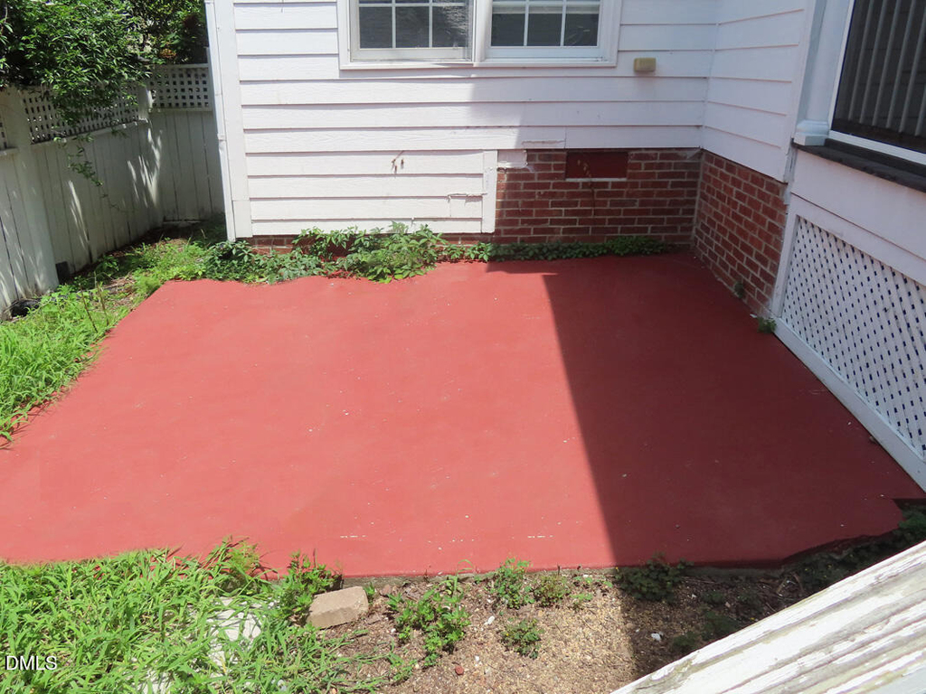 111 Tharrington Drive - Photo 19