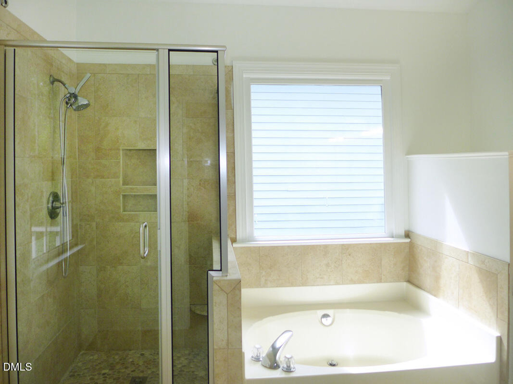 111 Tharrington Drive - Photo 12