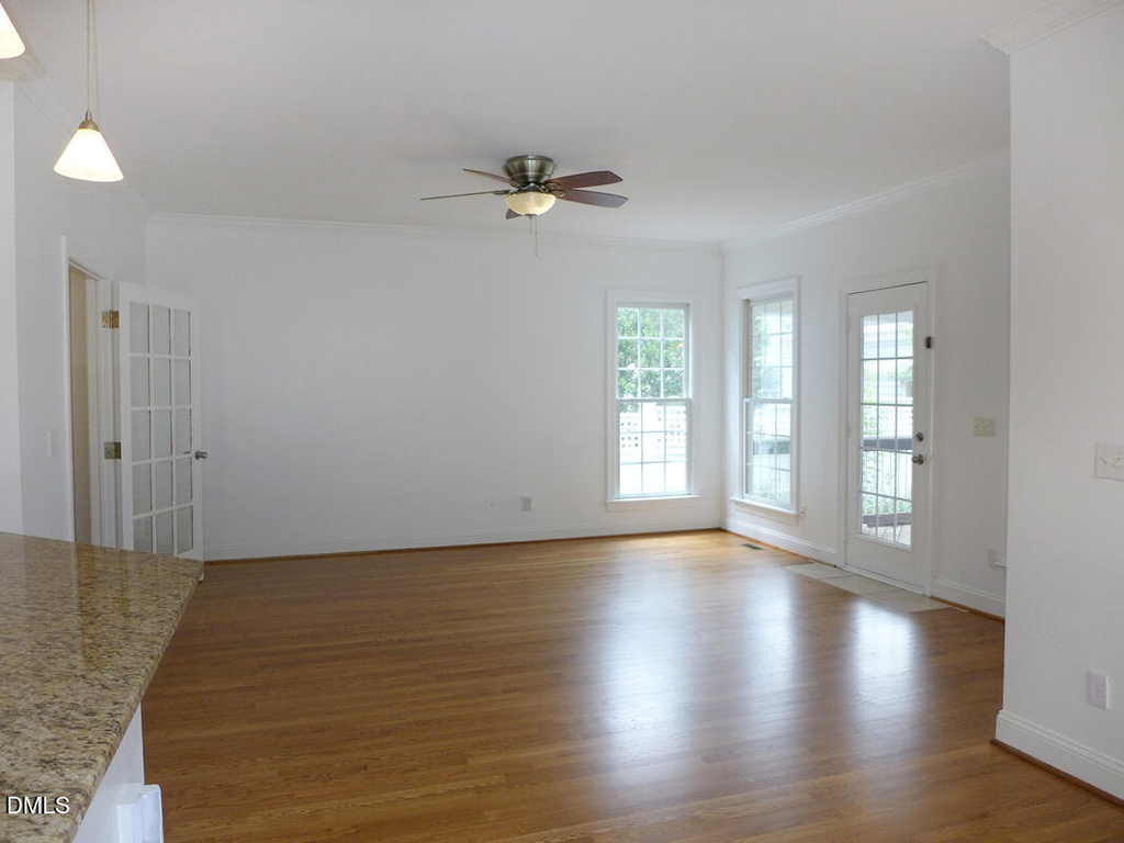 111 Tharrington Drive - Photo 3