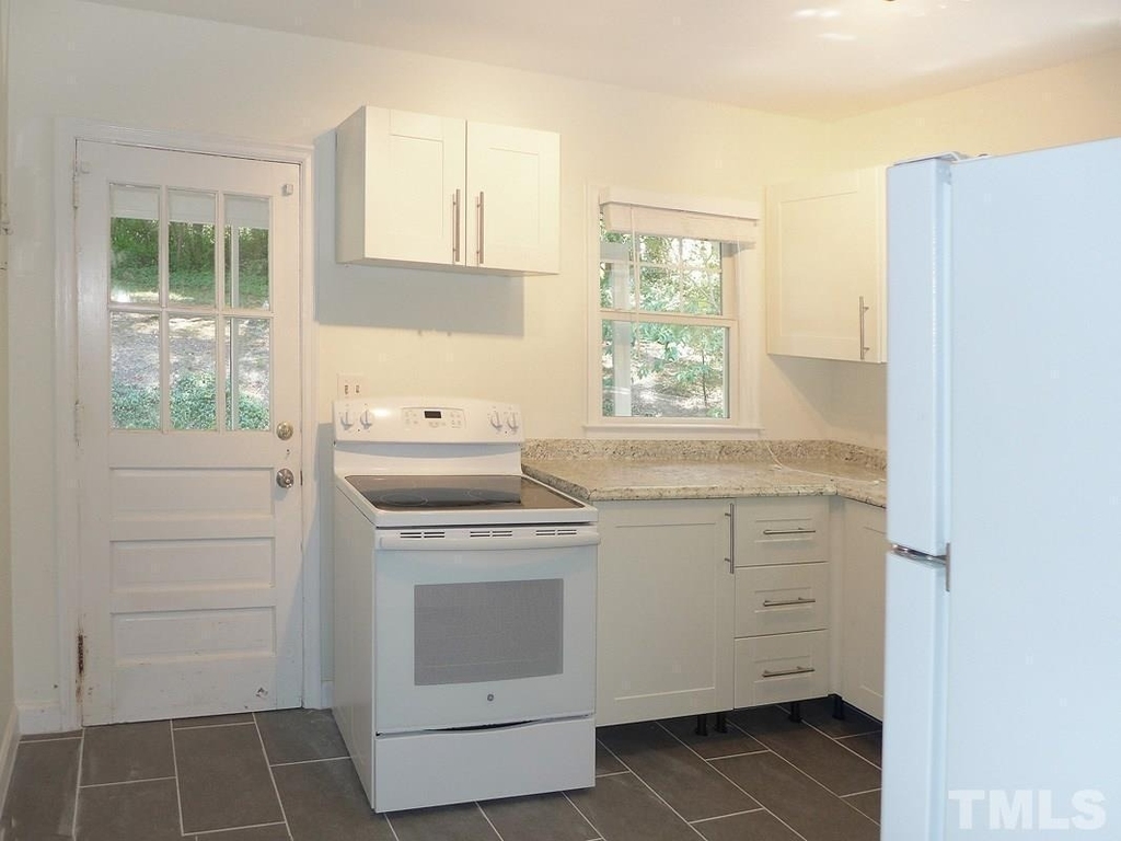 733 Raleigh Road - Photo 4