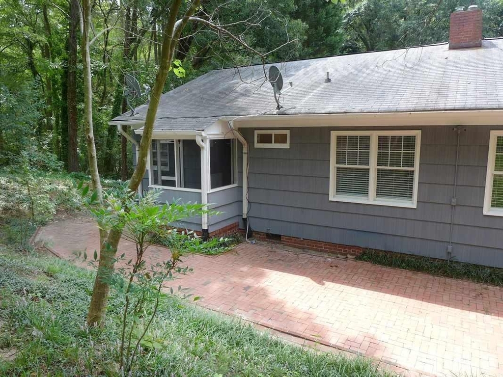 733 Raleigh Road - Photo 9