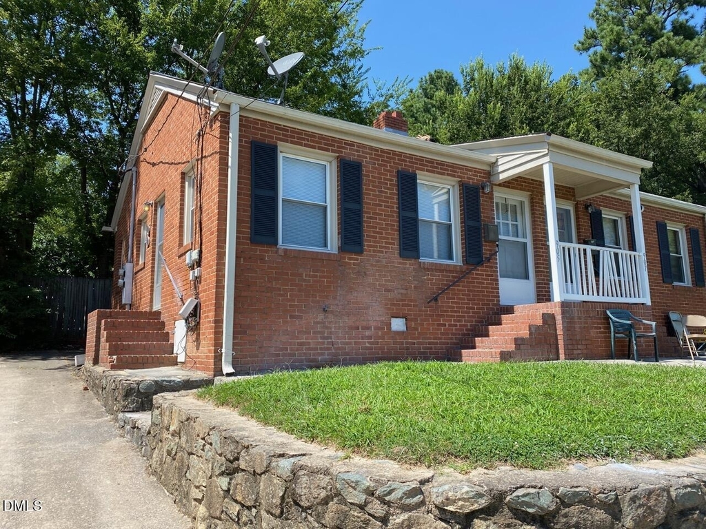 905 Bunn Terrace - Photo 1