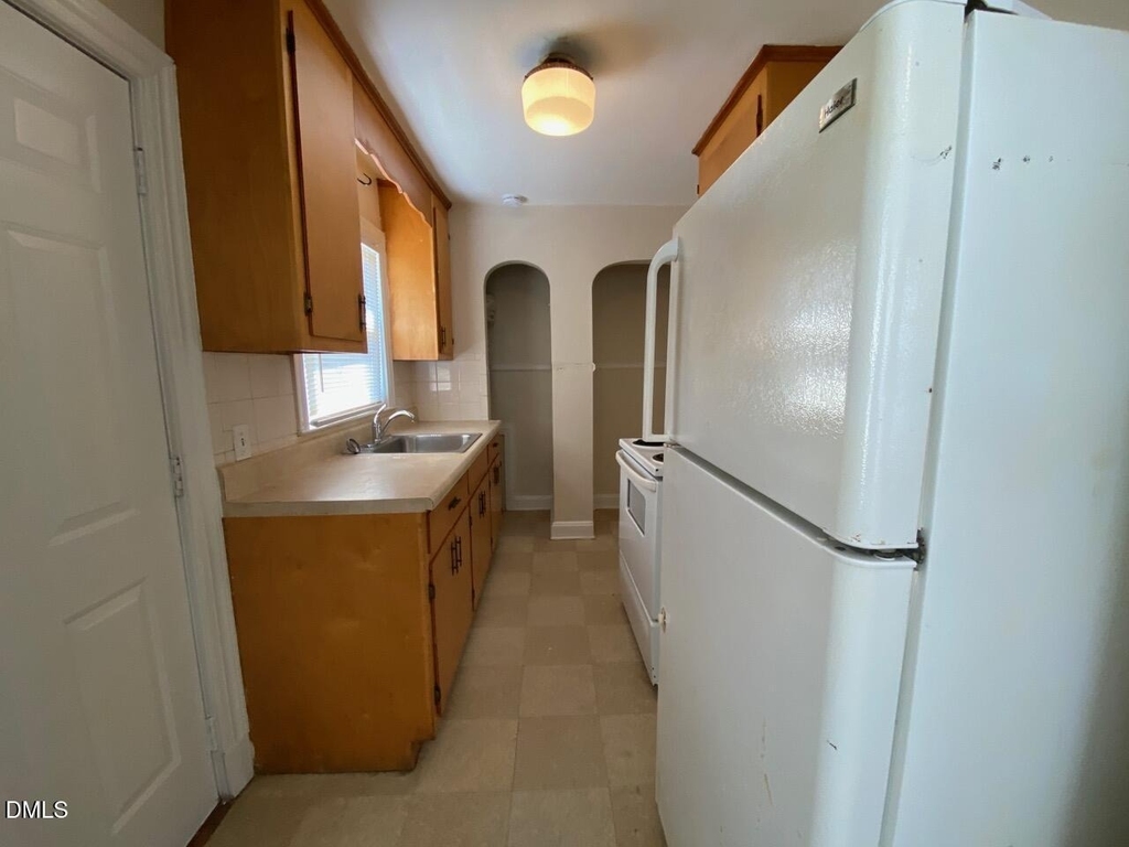 905 Bunn Terrace - Photo 6